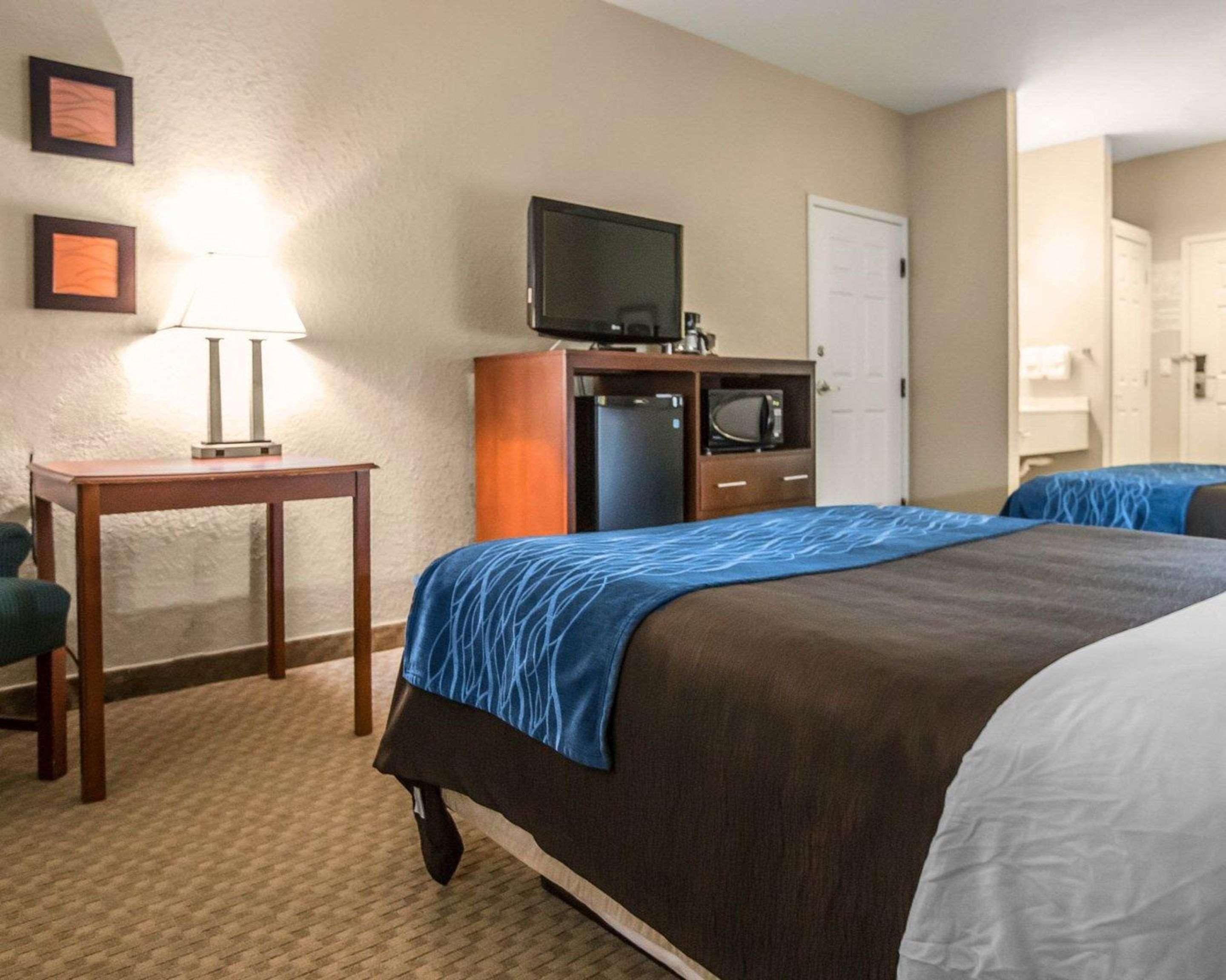Quality & Near I-88 Hotel Dixon