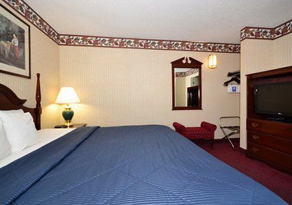 Hotel Quality & Near I-88 Dixon