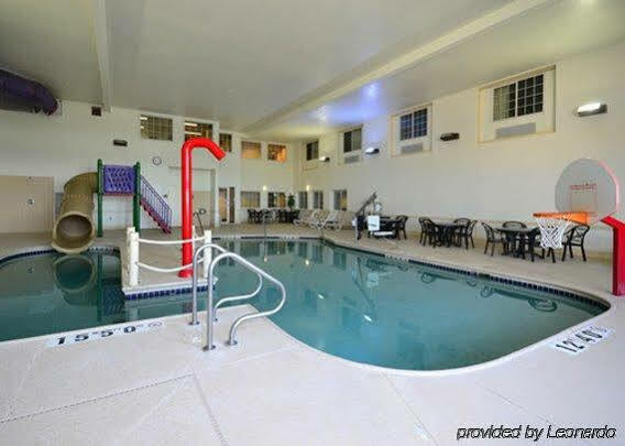 Quality & Near I-88 Hotel 2*